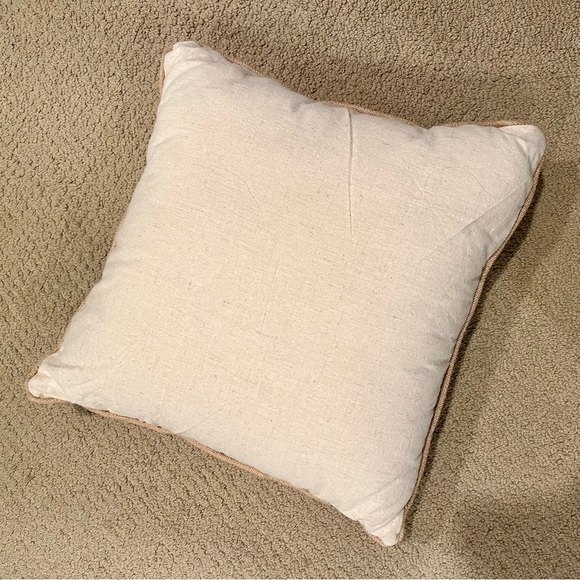 NEW DECORATIVE ANCHOR PILLOW - Picture 2 of 8
